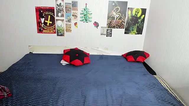 Cattie w  online show from 04/07/26, 01:07