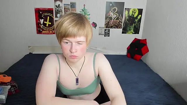 Cattie w  online show from 04/02/26, 01:13