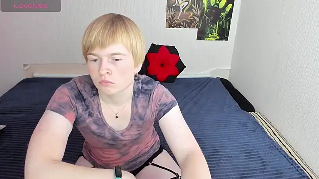 Cattie w  online show from 11/06/25, 01:20