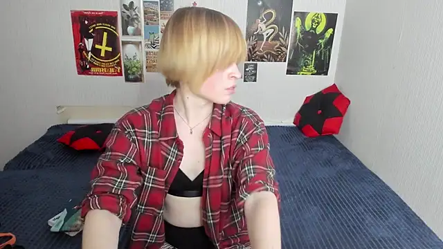 Cattie w  online show from 03/06/26, 01:11