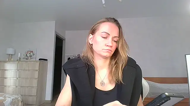 Thavione online show from 02/11/26, 08:58