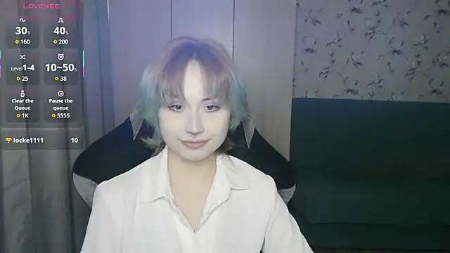 Snapshot of LeisaHopperstad chatting on 05/11/26, 02:45 LeisaHopperstad online show from 05/11/26, 02:45