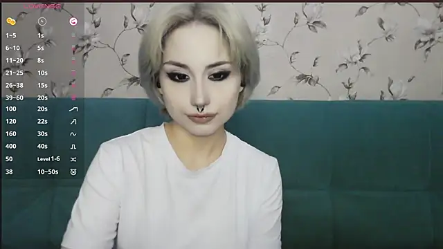 Snapshot of LeisaHopperstad chatting on 07/03/26, 09:38 LeisaHopperstad online show from 07/03/26, 09:38