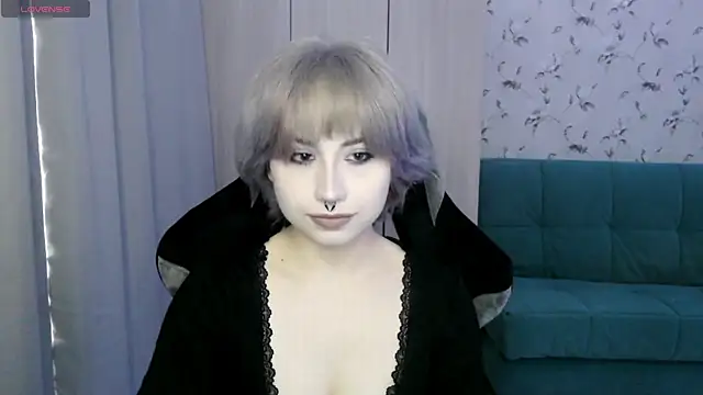 Snapshot of LeisaHopperstad chatting on 06/02/26, 12:16 LeisaHopperstad online show from 06/02/26, 12:16