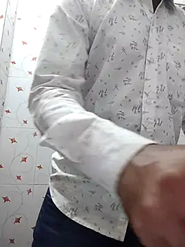 Pussy fucker1307 online show from 11/11/25, 09:15