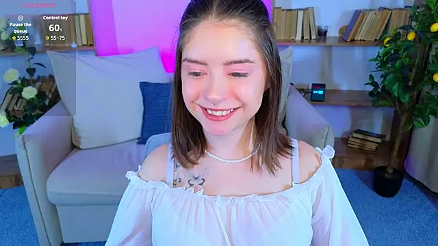  Amelia Shine  online show from 11/12/25, 01:43