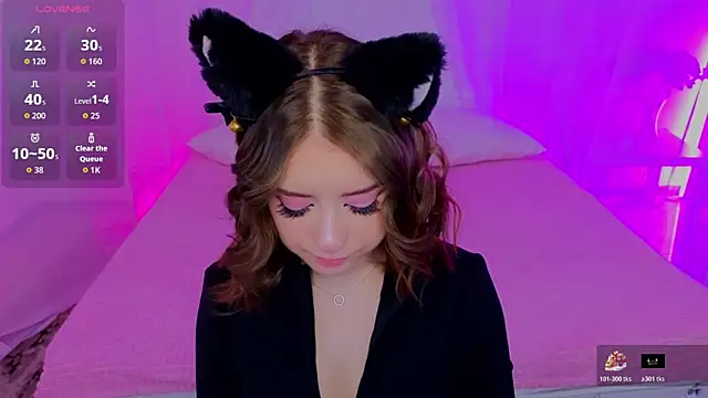  Amelia Shine  online show from 11/27/25, 02:45