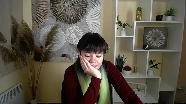 Snapshot of Dream_Caster_ chatting on 10/12/25, 07:10 Dream Caster online show from 10/12/25, 07:10