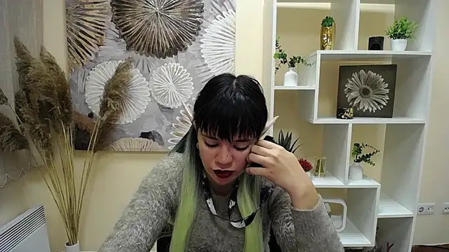 Snapshot of Dream_Caster_ chatting on 10/02/25, 07:56 Dream Caster online show from 10/02/25, 07:56