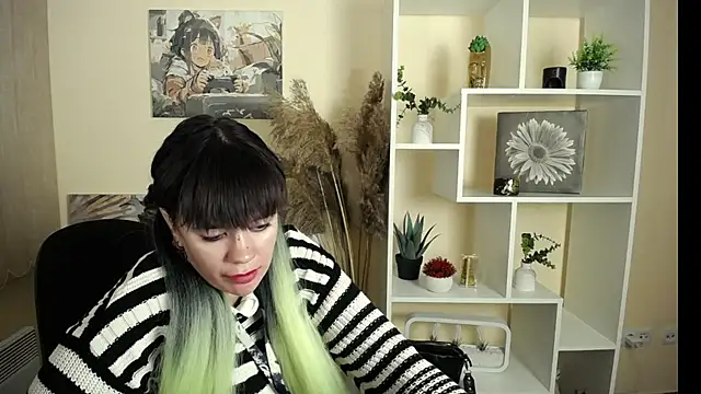 Snapshot of Dream_Caster_ chatting on 09/29/25, 08:14 Dream Caster online show from 09/29/25, 08:14