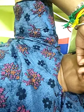 navyasree143 online show from 02/11/26, 04:40