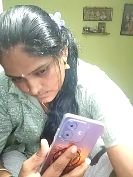 navyasree143 online show from 11/29/25, 05:35