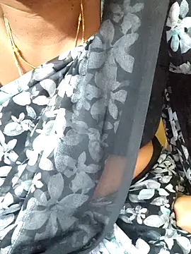 navyasree143 online show from 12/01/25, 12:06