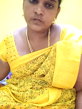 navyasree143 online show from 10/28/25, 05:29