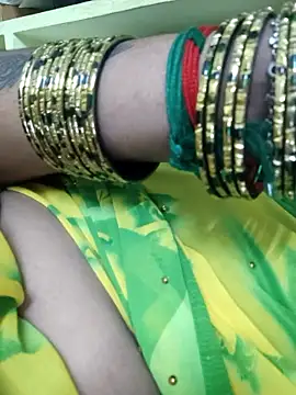 navyasree143 online show from 03/25/26, 12:15