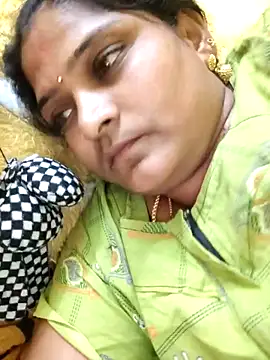 navyasree143 online show from 10/19/25, 05:54