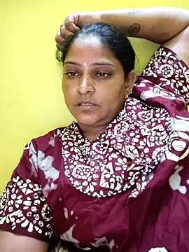 navyasree143 online show from 10/07/25, 03:35