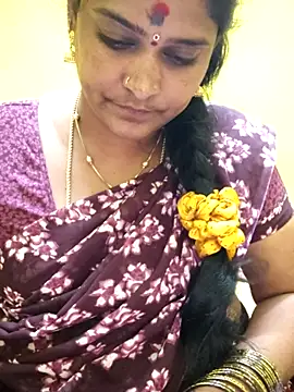 navyasree143 online show from 10/25/25, 02:28