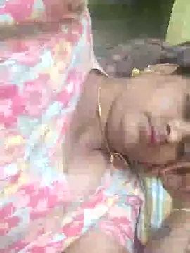 navyasree143 online show from 11/28/25, 03:56