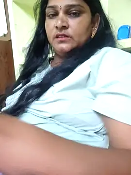 navyasree143 online show from 02/24/26, 06:42