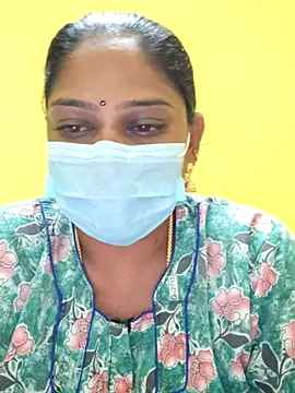 navyasree143 online show from 10/06/25, 02:46