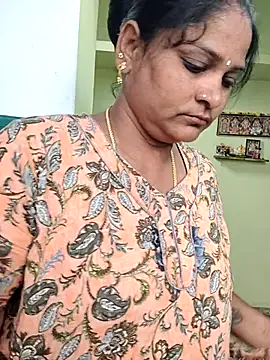 navyasree143 online show from 11/21/25, 03:27