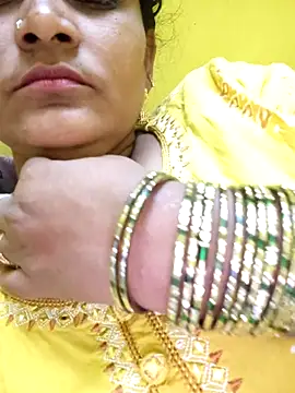 navyasree143 online show from 10/26/25, 03:12