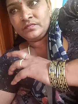 navyasree143 online show from 11/09/25, 08:51