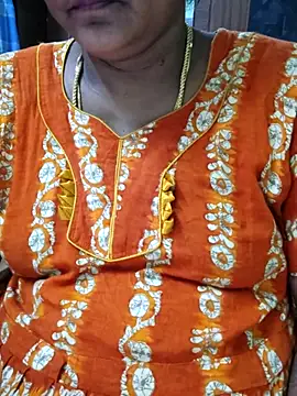 navyasree143 online show from 09/30/25, 02:50