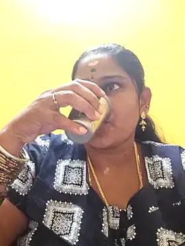 navyasree143 online show from 09/27/25, 02:18