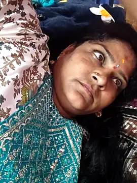 navyasree143 online show from 12/05/25, 08:02