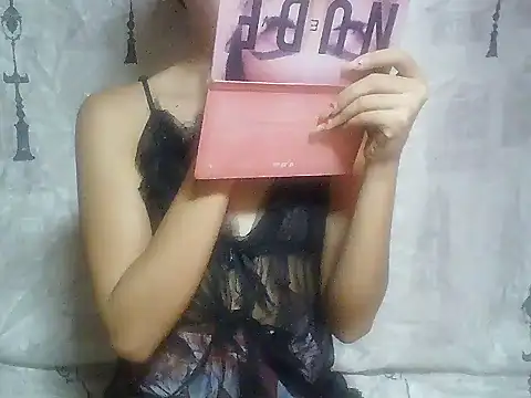 SweetPussie18x online show from 12/17/25, 01:21