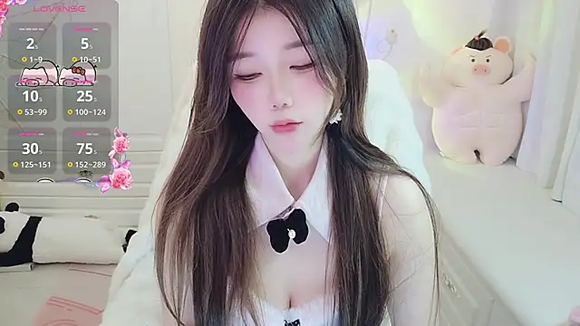 Coco-Di online show from 11/18/25, 02:27