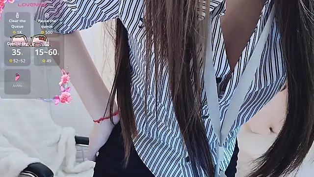 Coco-Di online show from 10/28/25, 03:18