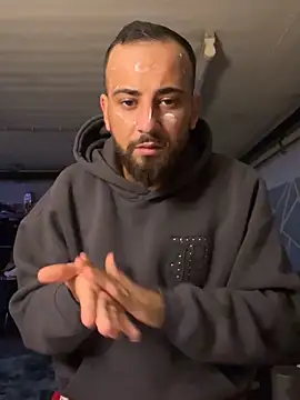 juan03065 online show from 06/11/26, 10:23