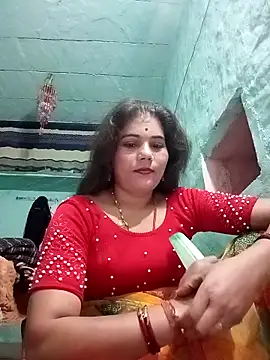 Snapshot of Sapna__wq1 chatting on 10/18/25, 06:32 Sapna wq1 online show from 10/18/25, 06:32