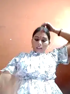 Snapshot of Sapna__wq1 chatting on 10/04/25, 05:03 Sapna wq1 online show from 10/04/25, 05:03