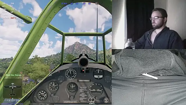 bear8t online show from 10/18/25, 04:20