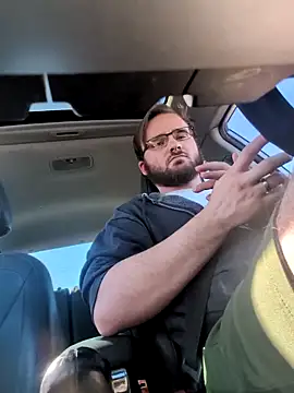 bear8t online show from 10/29/25, 09:25