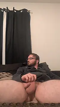 bear8t online show from 10/31/25, 10:56