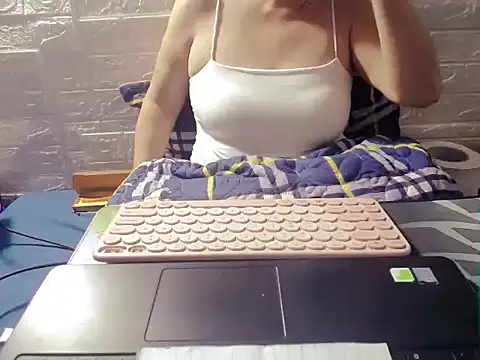 hyhy 99 online show from 10/28/25, 01:39