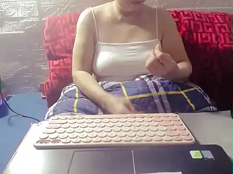 hyhy 99 online show from 11/07/25, 01:43