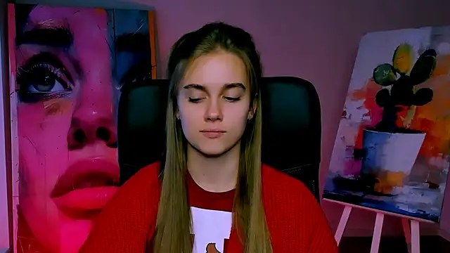 JuneWoods online show from 11/28/25, 10:37