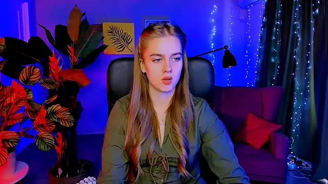 JuneWoods online show from 03/17/26, 07:11