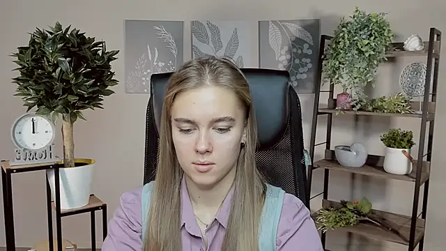 JuneWoods online show from 11/12/25, 07:45