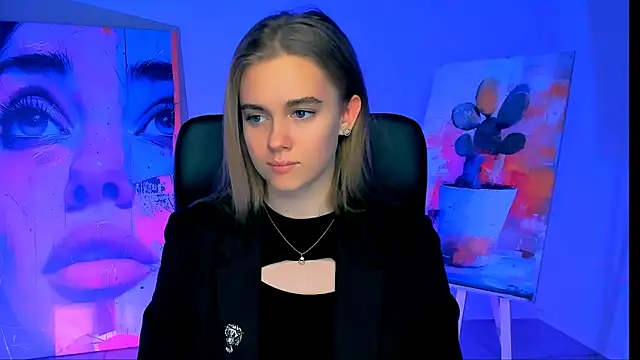 JuneWoods online show from 12/03/25, 06:25