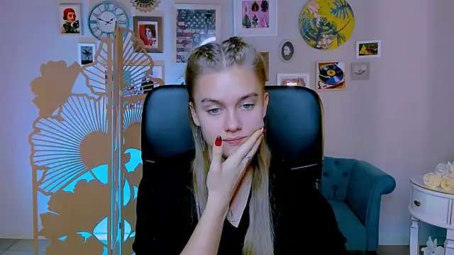 JuneWoods online show from 10/02/25, 07:01