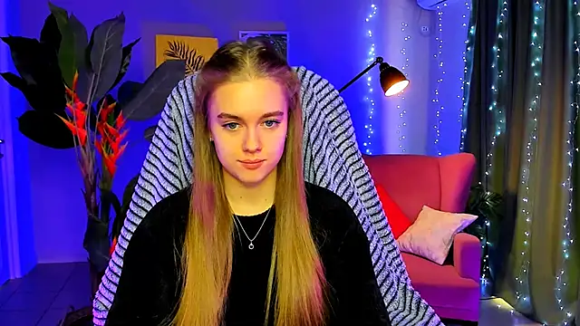 JuneWoods online show from 02/05/26, 07:15