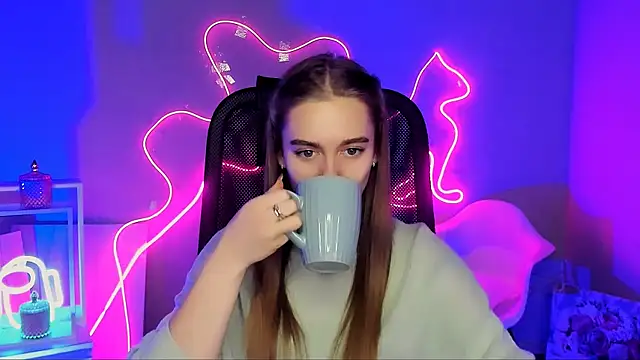 JuneWoods online show from 02/20/26, 03:36