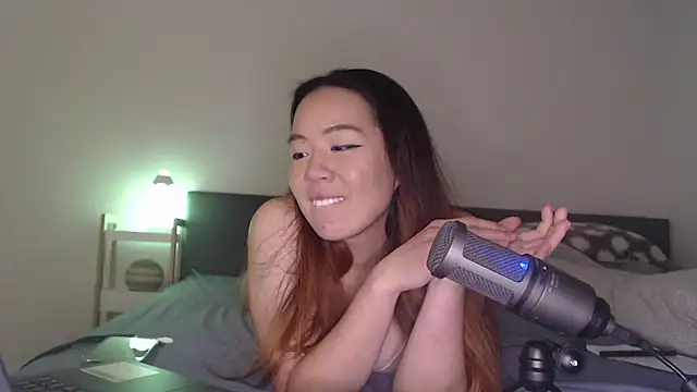 blueburrypie online show from 10/15/25, 01:41